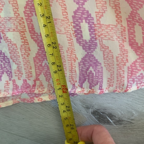 Matta XS Pink‎ Purple Print 100% Silk Blouse classic elegant lightweight - Picture 11 of 12